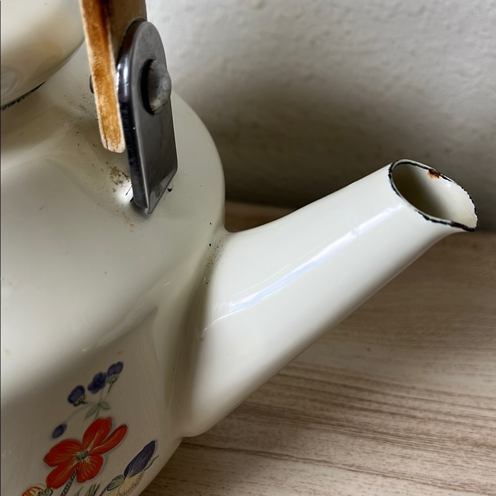 Floral Ceramic Teapot with Wooden Handle - Picture 11 of 13